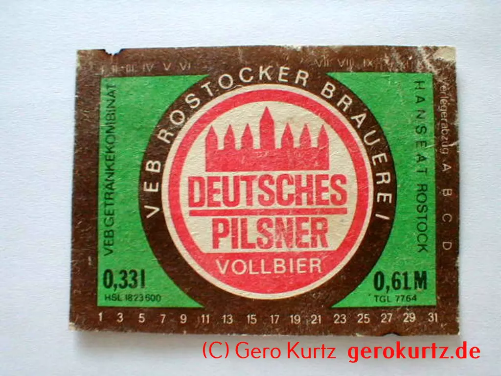 DDR Bieretiketten und Brauseetiketten - Deutsches Pilsner, Vollbier, VEB Getränkekombinat, Hanseat Rostock, 0,33 l, 0,61 M, HSL 1823600, TGL 7764
