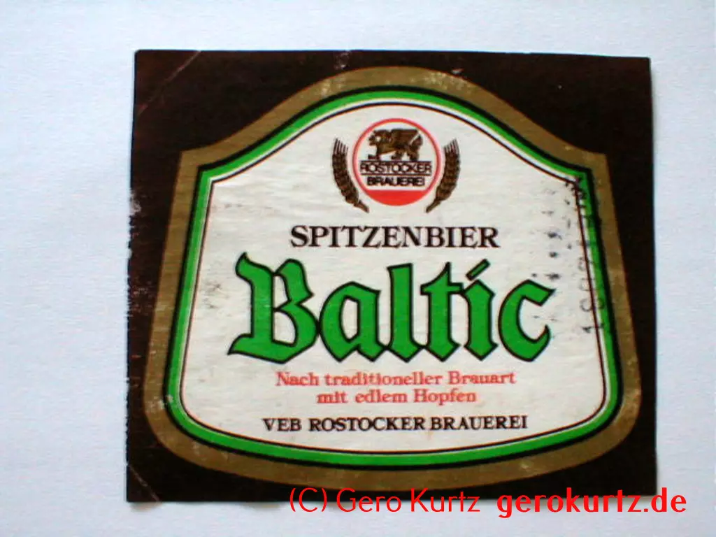 DDR Bieretiketten und Brauseetiketten - Baltic, Spitzenbier, Nach traditioneller Brauart mit edlem Hopfen, VEB Rostocker Brauerei 